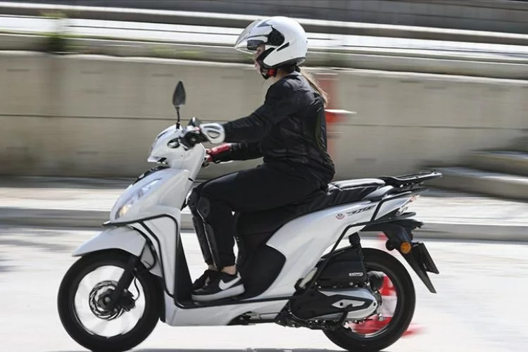 125 cc’ye kadar olan motosikletler B sınıfı ehliyetle kullanılabilecek