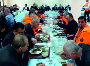 Karayolları Ekipleri 'Kar' Sezonunu Kurban Keserek Karşıladı