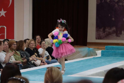 KIRKLARELİ'NDE YIL SONU DEFİLESİ