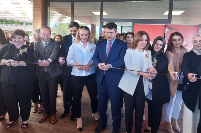 OLGUNLAŞMA ENSTİTÜSÜ MAĞAZA AÇTI