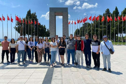 ÖĞRENCİLER ÇANAKKALE GEZİSİNE KATILDI