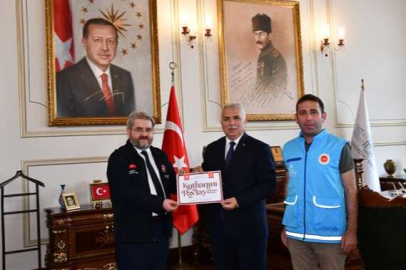 VALİ YILDIRIM VEKALETLE KURBAN BAĞIŞINDA BULUNDU