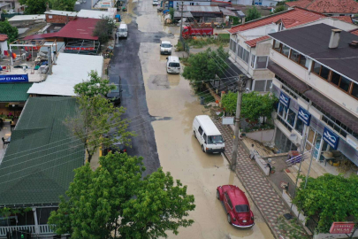 SAHİL BÖLGELERİNDE TEMİZLİK ÇALIŞMASI YAPILIYOR