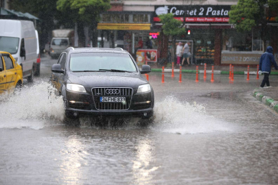 METEOROLOJİDEN İSTANBUL VE TEKİRDAĞ İÇİN YAĞIŞ UYARISI