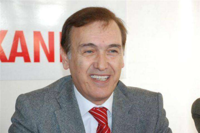 CHP’DE GEDİKLİLER KOLLARI SIVADI