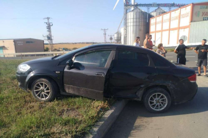 2 OTOMOBİL ÇARPIŞTI, 1 KİŞİ YARALANDI