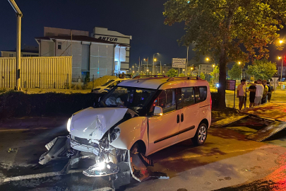 PLAKA TANIMA SİSTEMİ DİREĞİNE ÇARPTI