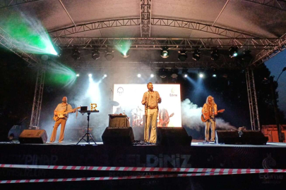 RETROBÜS’LE GEÇMİŞE YOLCULUK KONSERİ