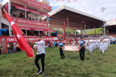 SABAH GÜREŞ, AKŞAM KORTEJ