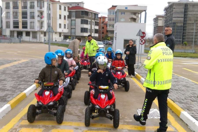 6 BİN 532 ÖĞRENCİYE TEORİK TRAFİK EĞİTİMİ VERİLDİ