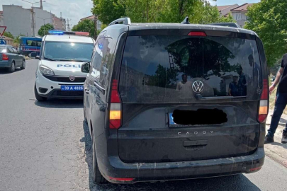 14 KAÇAK GÖÇMEN YAKALANDI