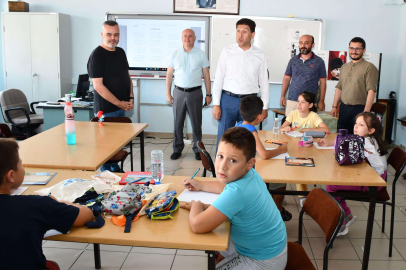 ULUSAN ETKİNLİK ATÖLYELERİNİ GEZDİ