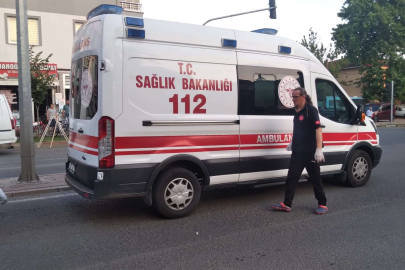 OTOMOBİLİN ÇARPTIĞI ÇOCUK YARALANDI