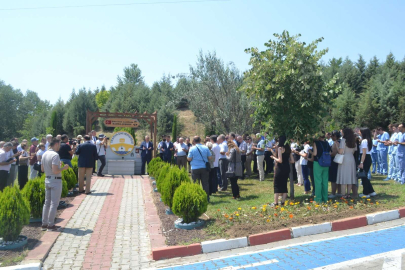 TÜ, 15 TEMMUZ ŞEHİTLERİNİ ANDI