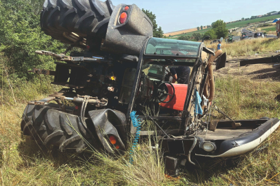 TRAKTÖRÜN ALTINDA KALAN SÜRÜCÜ ÖLDÜ