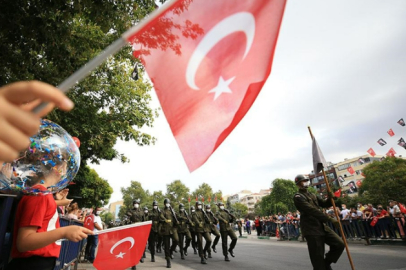 ZAFER BAYRAMI RESMEDİLECEK