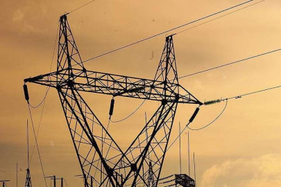 ELEKTRİKLER 3 SAATLİĞİNE KESİLECEK