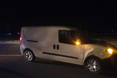 HAFİF TİCARİ ARAÇ İLE OTOMOBİLİN ÇARPIŞTI