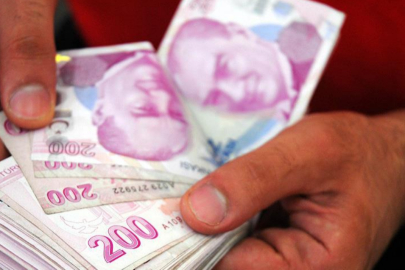 VATANDAŞIN 282 BİN LİRASINI DOLANDIRDI