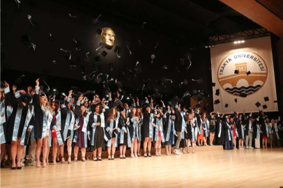 10 BİN 804 MEZUN GELECEĞE UĞURLADI