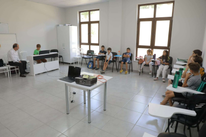 GELECEĞİN MÜZİSYENLERİNDEN MUHTEŞEM RESİTAL