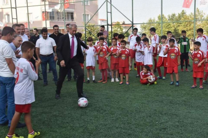 SPOR TESİSİ VE ÇOCUK PARKI TÖRENLE AÇILDI