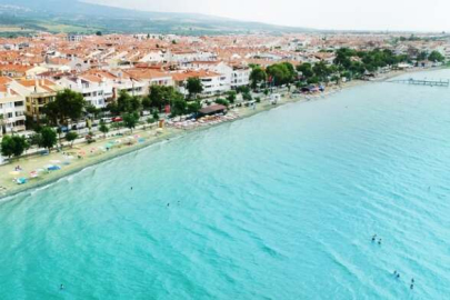 DENİZDE KALP KRİZİ GEÇİREN KİŞİ YAŞAMINI YİTİRDİ