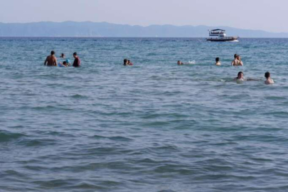 SAHİLLER SABAHTAN DOLDU