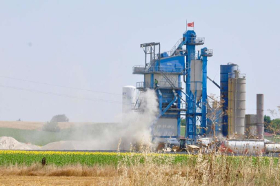 ''LÜLEBURGAZ HALKI KAPANA KISILDI''