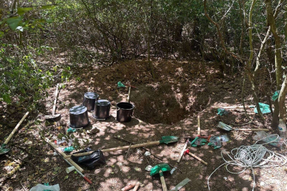 KAÇAK KAZI YAPAN 3 KİŞİ YAKALANDI