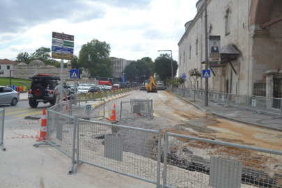 BU KEZ ESKİ CAMİ – ORDUEVİ ARASI KAPALI