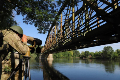 MSB; “8’İ FETÖ, 1’İ PKK’LI 17 KİŞİ YAKALANDI”