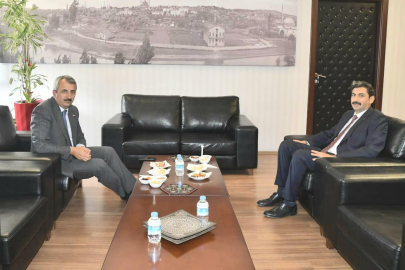 SEZER'DEN ÇAKMAK'A ADLİ YIL ZİYARETİ