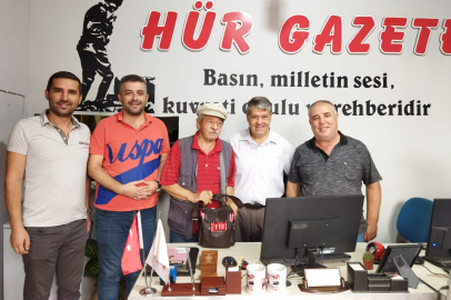 UZUNKÖPRÜLÜ GAZETECİLERE VEFA ÖDÜLÜ