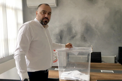 ECZACILAR SANDIK BAŞINA GİTTİ