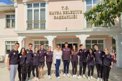 FOLKLOR EKİBİ TEKİRDAĞ’A UĞURLANDI