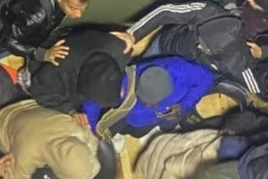 EDİRNE'DE 32 DÜZENSİZ GÖÇMEN YAKALANDI