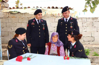 JANDARMA HUZUR EVİNİ ZİYARET ETTİ