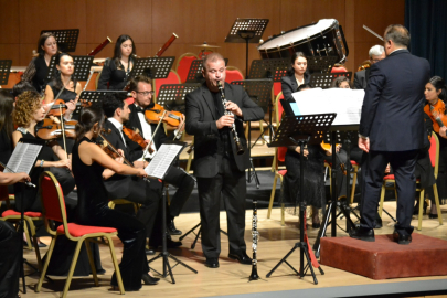 EDİRNELİ SANATÇI MEMLEKETİ İÇİN ÇALDI