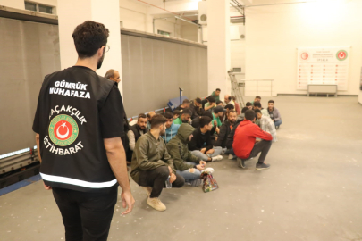 TIR’DAN 60 KAÇAK GÖÇMEN ÇIKTI