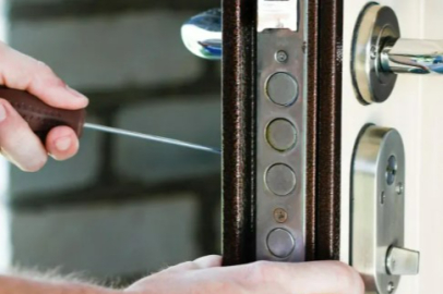 YANLIŞ KİLİDİ DEĞİŞTİRDİ