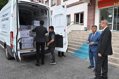 BELEDİYEDEN KIRTASİYE DESTEĞİ