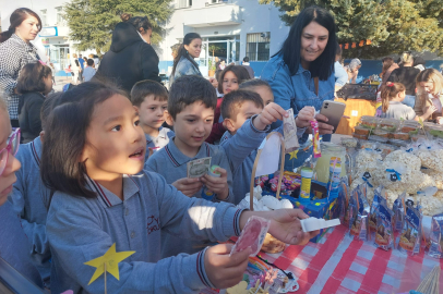 KERMESTE ALIŞVERİŞİ ÖĞRENDİLER