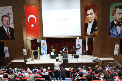 TÜRKİYE DİYANET VAKFINDAN 132 KÜTÜPHANEYE 55 BİN KİTAP