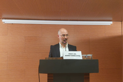 EDİRNELİ ŞEVKET SÜREYYA’YI EDİRNELİLERE ANLATTI