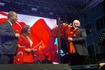 CUMHURİYETİN 100’ÜNCÜ YILINDA ONUR AKIN RÜZGARI