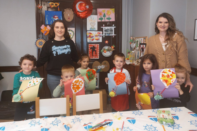 Çocuklar balon baskı atölyesinde buluştu