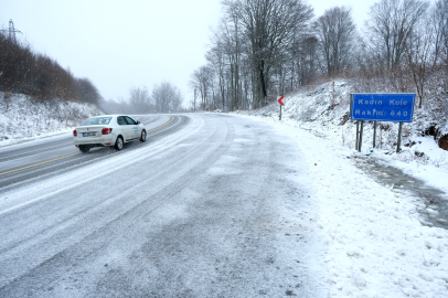 Kırklareli'nde kar yağışı başladı