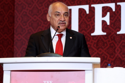 Tüm liglerdeki maçlar süresiz olarak ertelendi