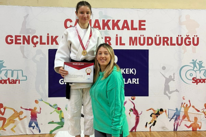 Cemre Öztürk Lüleburgaz’ı gururlandırdı